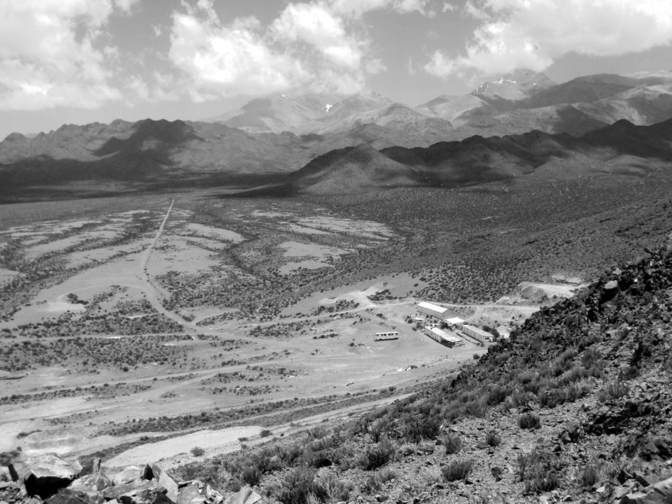 Visita de la Comisión Evaluadora Interdisciplinaria Ambiental Minera (CEI AM) al proyecto San Jorge en Uspallata (Mendoza). Fotografía de Lucrecia Wagner.